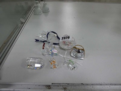 Lot 2379 - 8 pieces of Swarovski including a chicken,...