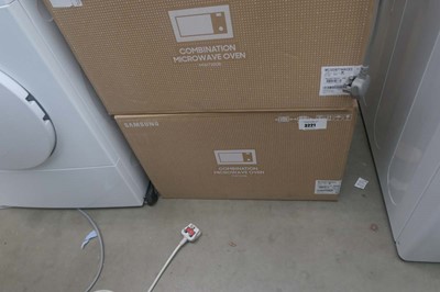Lot 3221 - Samsung combi microwave oven