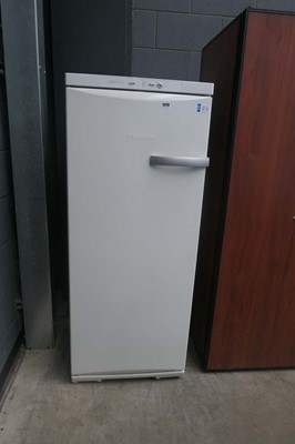 Lot 3226 - Single door Miele freezer