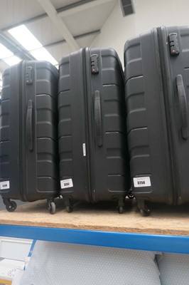 Lot 3257 - Large hard shell American Tourister suitcase