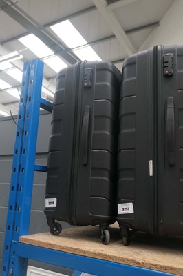 Lot 3258 - Large hard shell American Tourister suitcase