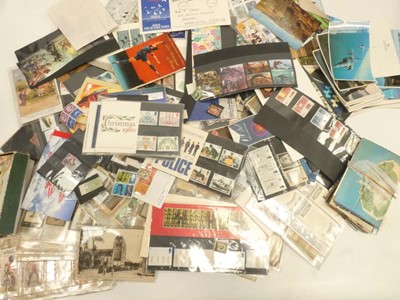 Lot 2026 - Mixed collection of First Day Covers, loose &...