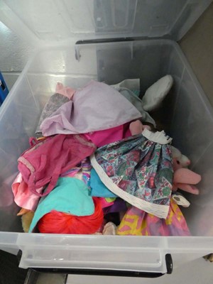 Lot 2541 - Box containing various dolls and dresses etc.