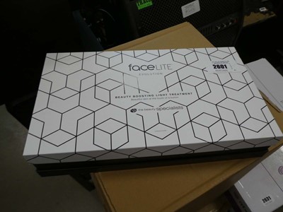 Lot 2601 - Facelite evolution beauty boosting light...