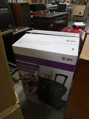 Lot 2631 - QTX 15" busker portable PA unit with QTX 10"...