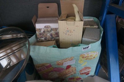 Lot 3280 - Bag of Cherished Teddies