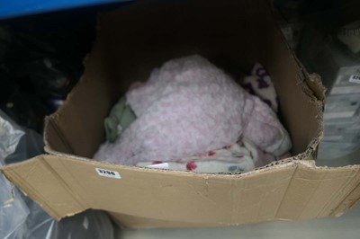 Lot 3296 - Box of mixed children's clothing