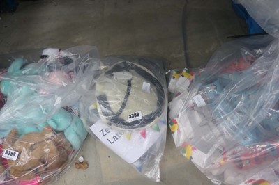 Lot 3388 - Bag of various fancy dress masks etc.