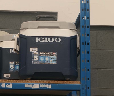 Lot 3403 - Igloo roller cooler box