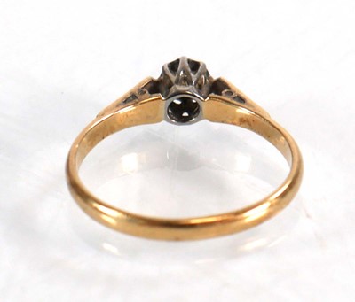 Lot 571 - An 18ct yellow gold and platinum highlighted...