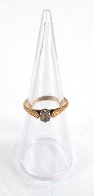 Lot 571 - An 18ct yellow gold and platinum highlighted...
