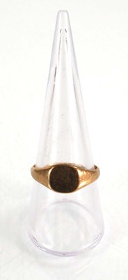 Lot 574 - Three 9ct yellow gold signet rings, ring sizes...