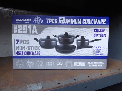 Lot 42 - Basoo pan set