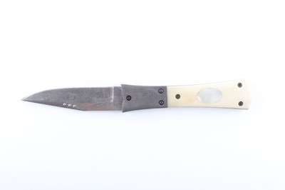 Lot 1046 - Heavy Clasp Knife with 4½ ins damascened clip...