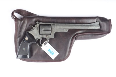 Lot 1049 - (S37) Replica closed-frame revolver, with 6 x...