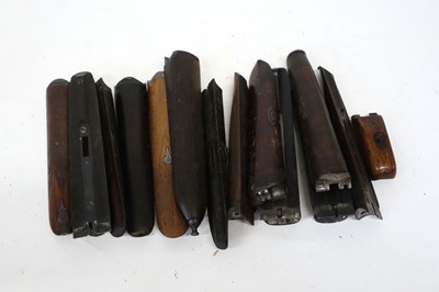 Lot 1667 - 14x assorted forends and metal work