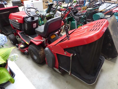 Lot 4417 - Westwood S1600 ride on tractor mower with key