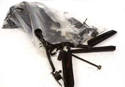 Lot 1691 - Assortment of shotgun spares