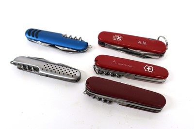 Lot 1075 - 5x Swiss style pocket knives