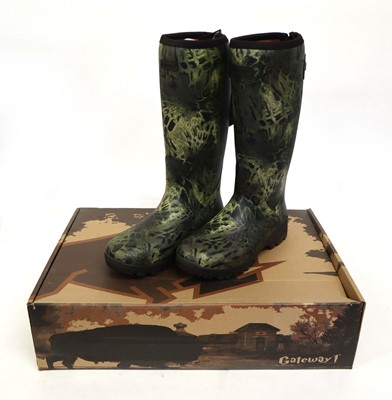 Lot 1251 - Gateway 1 Sportsman II 18" 4mm Neoprene...