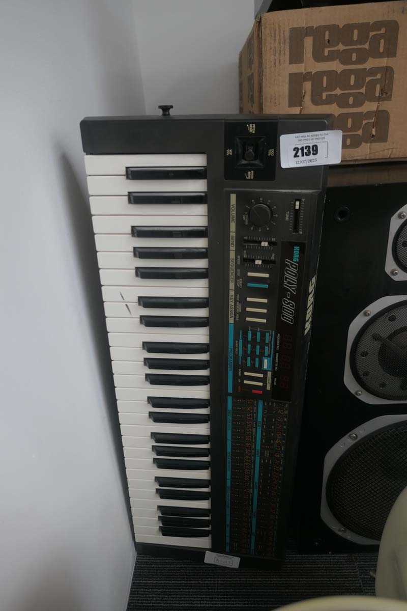 Lot 2139 - Korg Poly-800 synthesizer