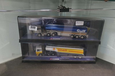 Lot 2172 - 2 Corgi diecast tankers in cases