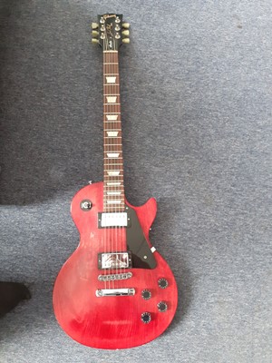 Lot 2183 - Gibson studio Les Paul model 6 string electric...