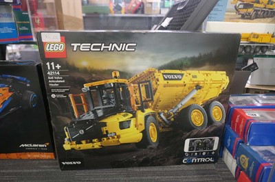 Lot 2186 - Lego Technic 6 x 6 Volvo articulated hauler,...