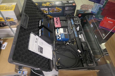Lot 2178 - Boss pedalboard BCB-60 including a Boss RC-30...