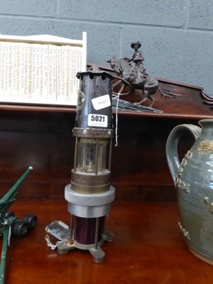 Lot 5021 - Spiralim lamp for the detection of combustible...