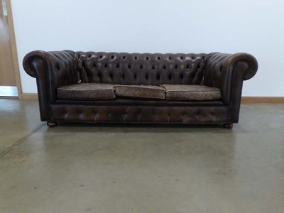 Lot 5051 - Brown leather effect 3 seater chesterfield sofa