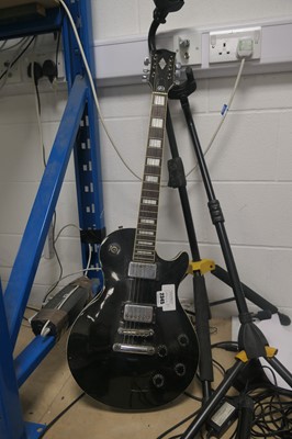 Lot 2345 - Kay 6 string electric guitar with 1 string...