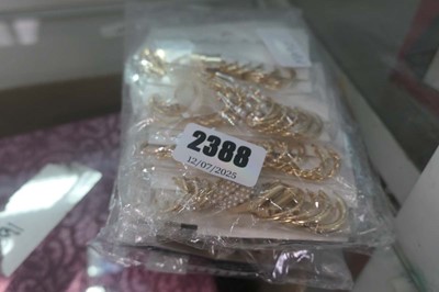 Lot 2388 - Selection of various earrings