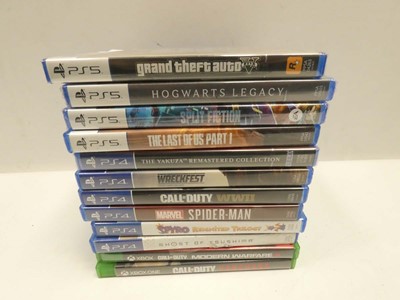 Lot 2016 - 4x PS5 games, 6x PS4 games and Xbox Series S &...