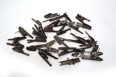 Lot 1696 - 25x pairs various sidelocks
