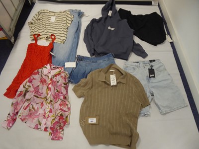 Lot 1327 - Selection of Zara & Sister Companies clothing