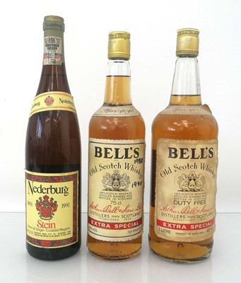 Lot 35 - 3 bottles, 2x Bell's Extra Special Scotch...