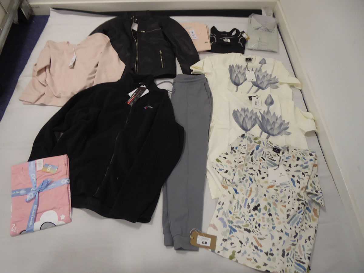 Lot 1338 - Selection of clothing to include The North...