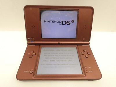 Lot 2033 - Nintendo DS XL