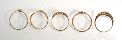 Lot 651 - Five 9ct yellow gold rings including two...