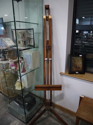 Lot 1008 - Substantial wooden artists easel
