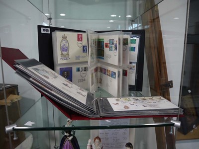 Lot 1009 - 2 albums containing approx. 120 first day covers