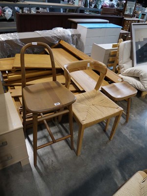 Lot 1089 - 3 various chairs incl. wishbone type rush...