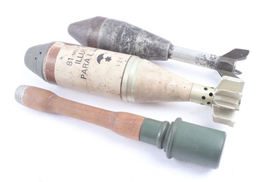 Lot 1118 - An inert British L20A1 81mm illuminating...