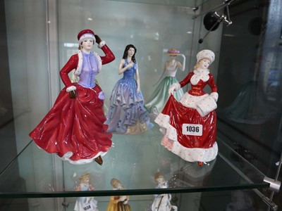 Lot 1036 - 5 Royal Doulton figurenes including 'Helena...