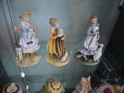 Lot 1038 - 3 Royal Doulton figurenes including 'The Goose...
