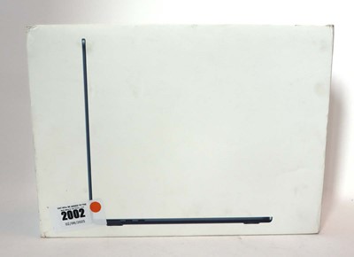 Lot 2002 - MacBook Air 13" 2024 A3113 Midnight laptop...