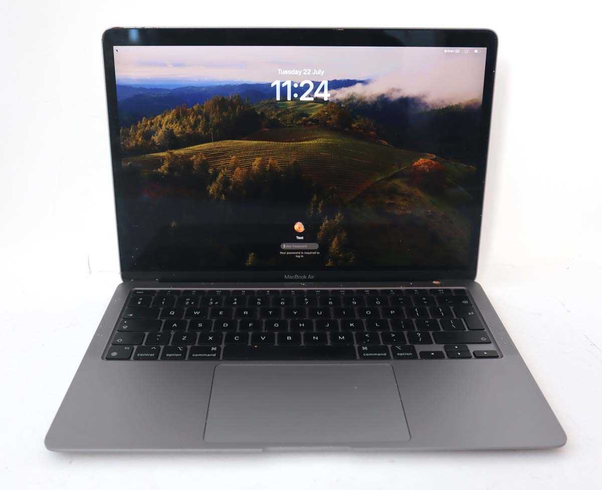 Lot 2009 - MacBook Air 13" 2020 A2337 Space Grey laptop...