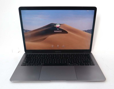 Lot 2013 - MacBook Air 13" 2018 A1932 Space Grey laptop...