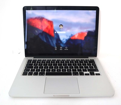 Lot 2015 - MacBook Pro 13" 2017 A1502 Silver laptop with...